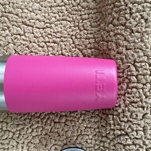 YETI Magenta Travel Mug